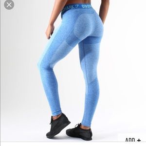 GYMSHARK LEGGING SPORTS BRA SET